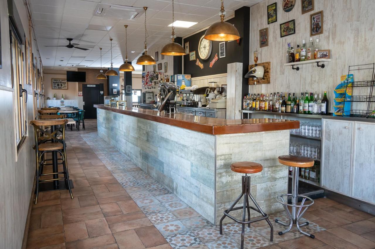 Hostal El Trillero Alcañiz Exteriör bild