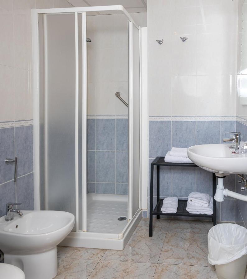 Hostal El Trillero Alcañiz Exteriör bild